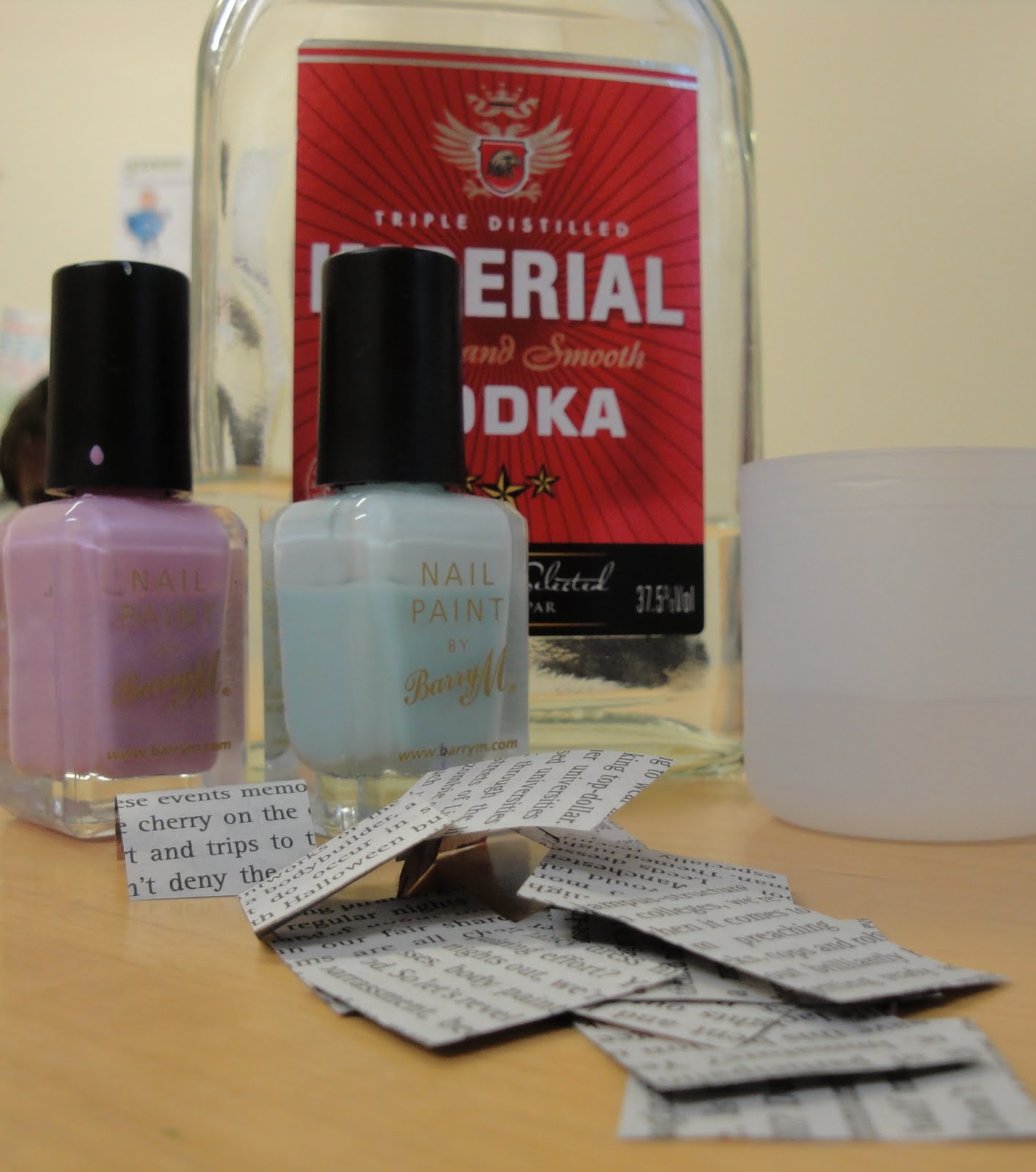 Can You Do Newspaper Nails Without Alcohol