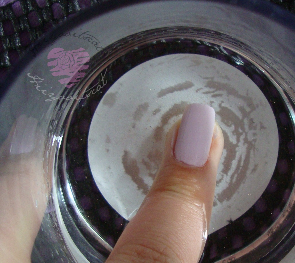 How To Make Newspaper Nails Without Alcohol